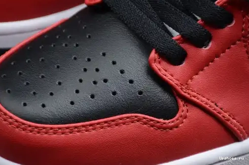 Air 554724-069 1 Toe Chicago Jordan Mid 554724-069 0419